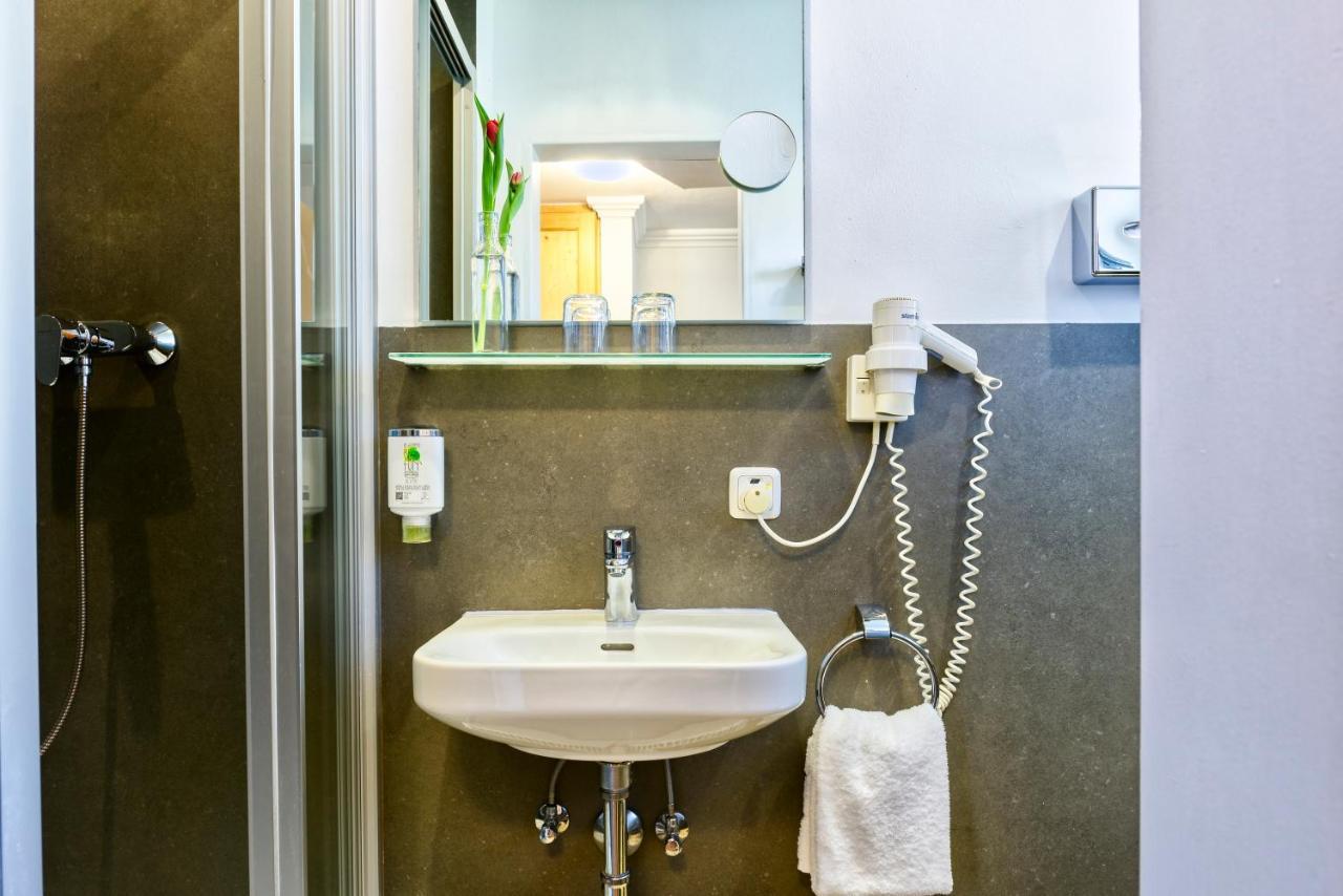 Heigl Hotel 3*